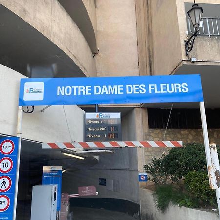 Appartement Coeur De Grasse Luaran gambar